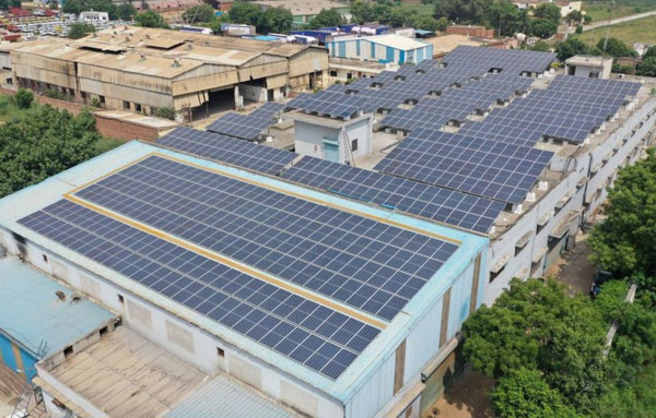 平屋頂安裝工商業(yè)電站幾個重要的關鍵點